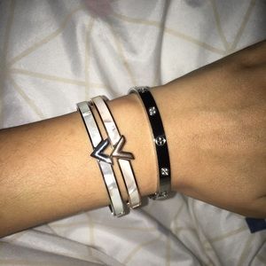 Designed outstanding bracelet